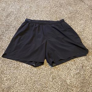 Mens Lulu Lemon 6” inseam surge shorts with liner MEDIUM
